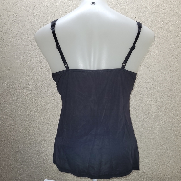*8 Vanity Fair size 40/46 large camisole solid black stretch lace detail - Picture 4 of 6